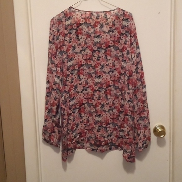 NWOT - J Jill Floral Semi Sheer Pull Over Smocked Blouse - Size XL - Picture 8 of 9